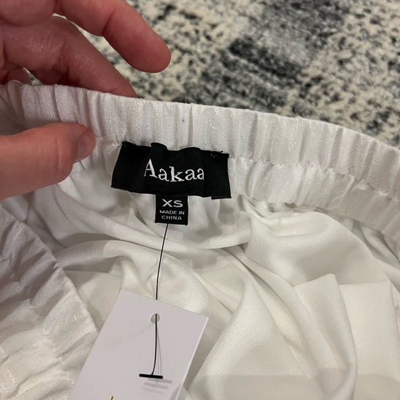 BNWT RUFFLE MINI SKIRT - OFF WHITE - Picture 4 of 4